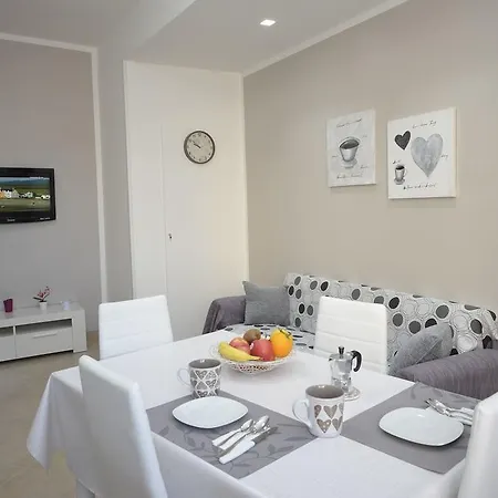 Stagnone House בית נופש *